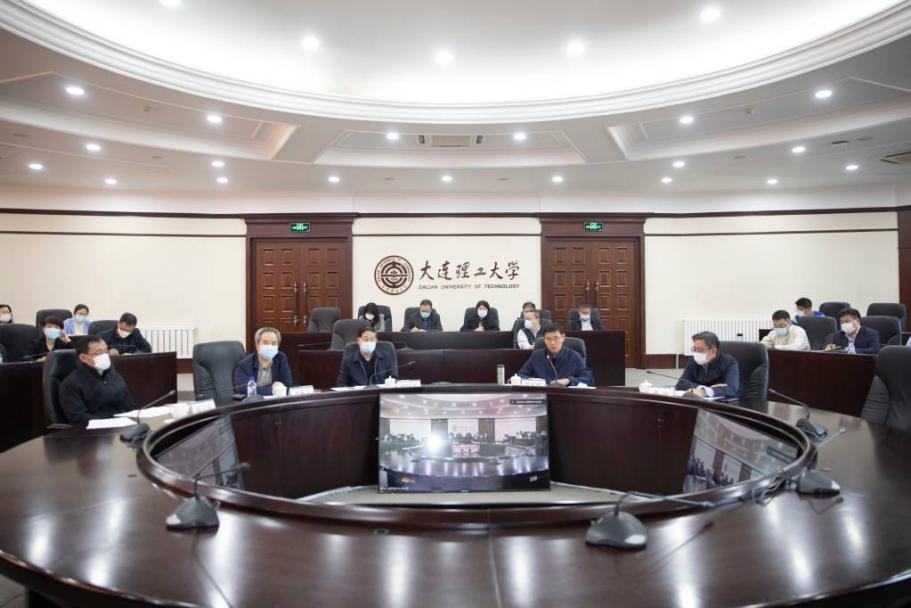 同心战“疫” 我们在100个日夜里温暖彼此 (2).jpg