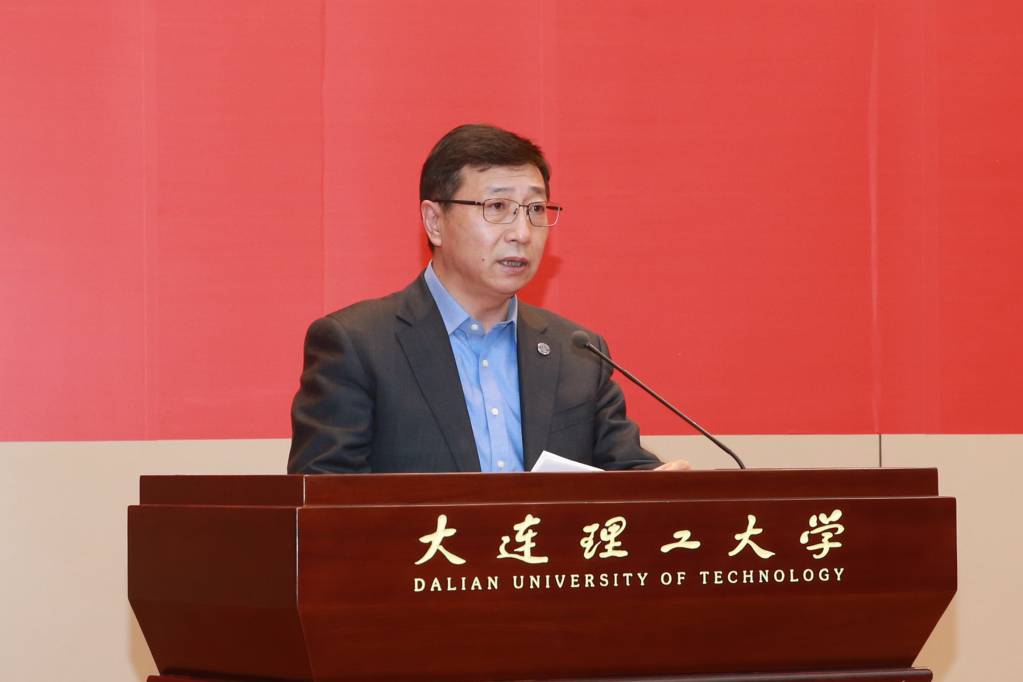 3-2022.02.27学校领导班子和班子成员述职述廉暨选人用人“一报告两评议”工作会议举行.jpg