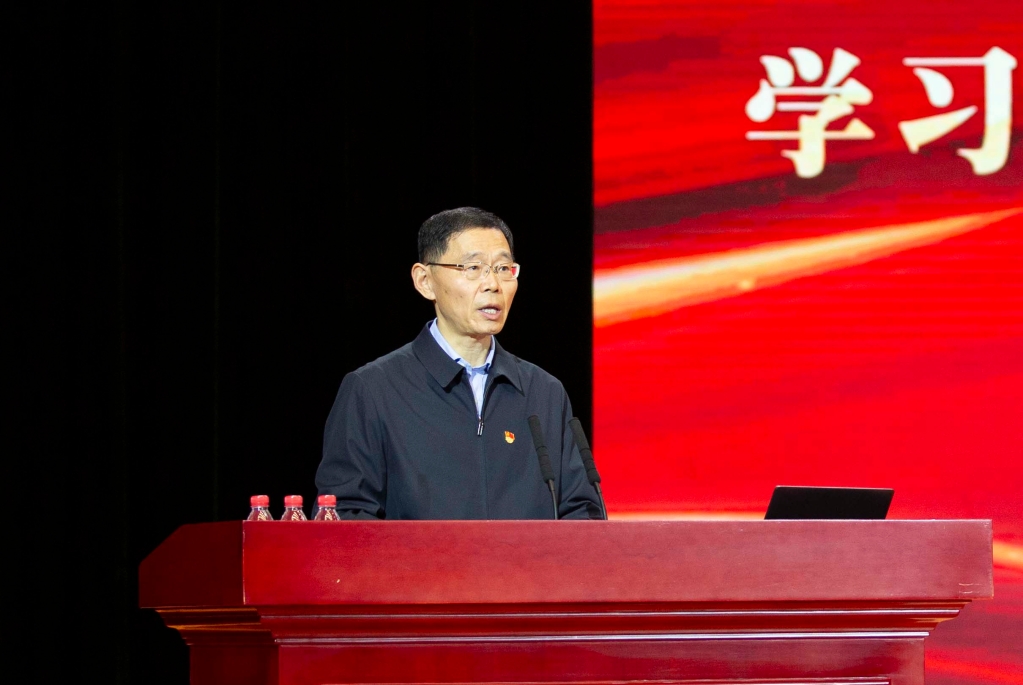 大连理工大学领导干部学习贯彻党的二十大精神专题轮训(1) .jpg